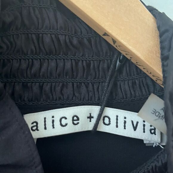 Alice and Olivia Aislyn Flutter Sleeve Black Zipper Back Mock neck Dress 10 NWT - Picture 10 of 12